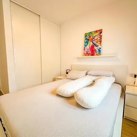 The Sunny Attic Private Attic With Sunny Terrace *