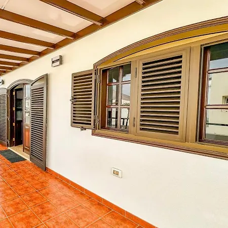 The Sunny Attic Private Attic With Sunny Terrace Playa Honda (Lanzarote)