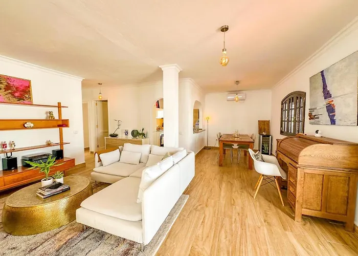 The Sunny Attic Private Attic With Sunny Terrace *