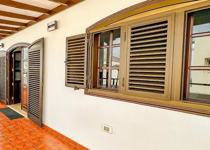 The Sunny Attic Private Attic With Sunny Terrace Playa Honda (Lanzarote)