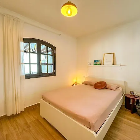 The Sunny Attic Private Attic With Sunny Terrace *